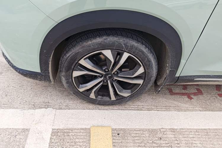 Used Wuling Asta 2021 1.5T CVT Star曜 Edition Left Front Wheel Hub