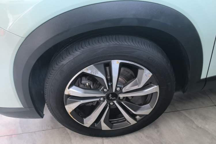 Used Wuling Asta 2021 1.5T CVT Star曜 Edition Left Front Wheel Hub