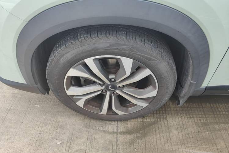 Used Wuling Asta 2021 1.5T CVT Star曜 Edition Left Front Wheel Hub