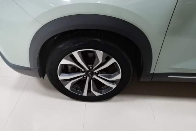 Used Wuling Asta 2021 1.5T CVT Star曜 Edition Left Front Wheel Hub