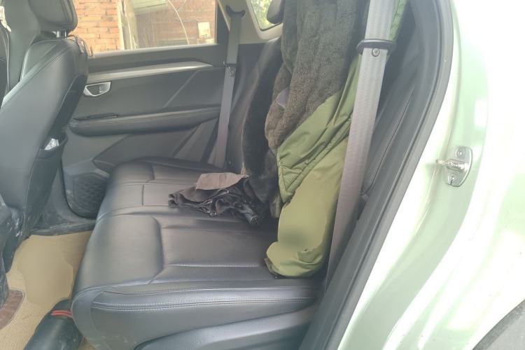 Used Wuling Asta 2021 1.5T CVT Starlight Edition Left Rear Seat