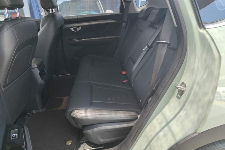 Used Wuling Asta 2021 1.5T CVT Starlight Edition Left Rear Seat