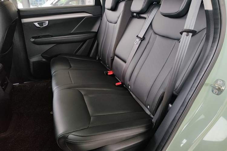 Used Wuling Asta 2021 1.5T Manual Starlight Edition Left Rear Seat