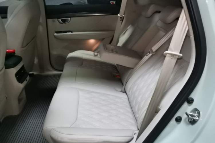 Used Wuling Asta 2021 1.5T CVT Star曜 Edition Left Rear Seat