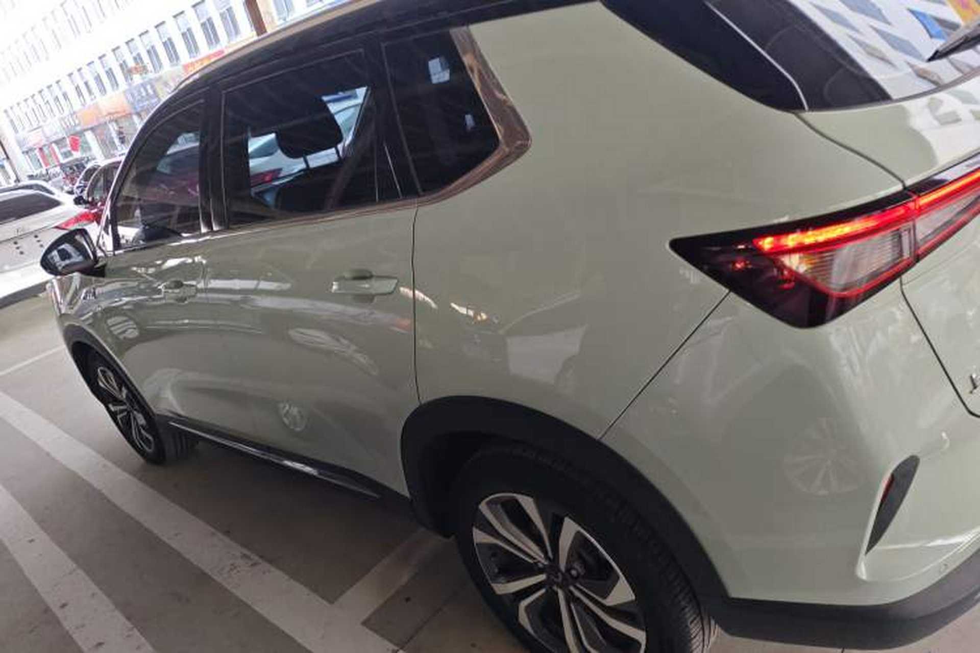 Used Wuling Asta 2021 1.5T CVT Starlight Edition Left Side