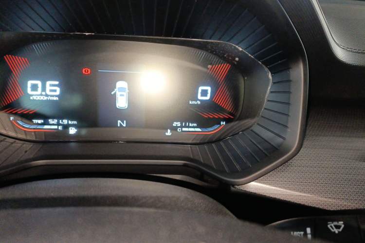 Used Wuling Asta 2021 1.5T Manual Star Edition Odometer Close Up