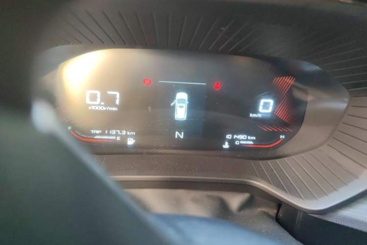 Used Wuling Asta 2021 1.5T Manual Starlight Edition Odometer Close Up