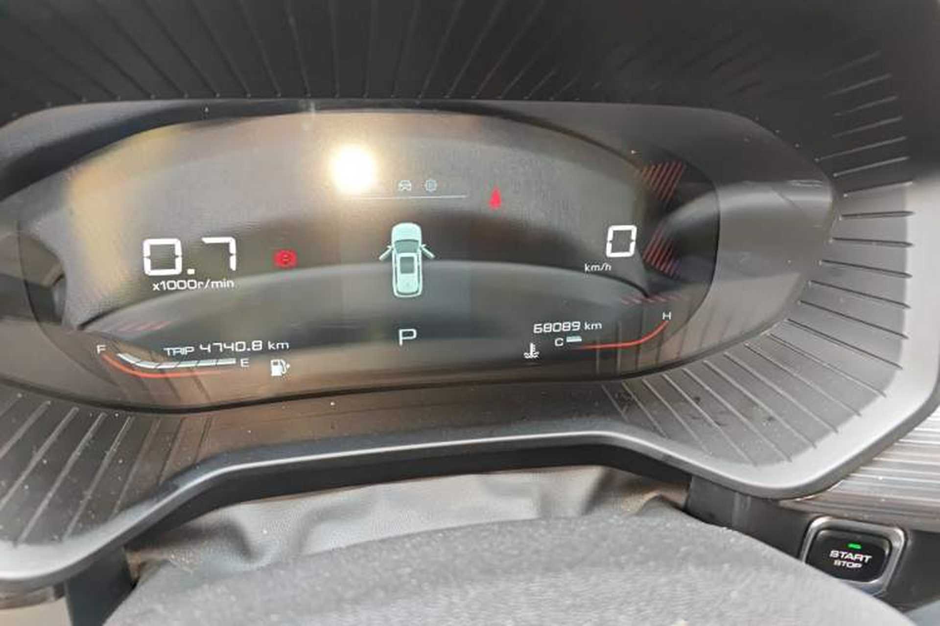 Used Wuling Asta 2021 1.5T CVT Star曜 Edition Odometer Close Up