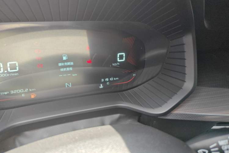 Used Wuling Asta 2021 1.5T Manual Starlight Edition Odometer Close Up