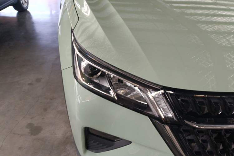 Used Wuling Asta 2021 1.5T Manual Star Edition Right Front Headlight