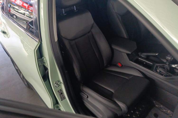 Used Wuling Asta 2021 1.5T Manual Star Edition Right Front Seat