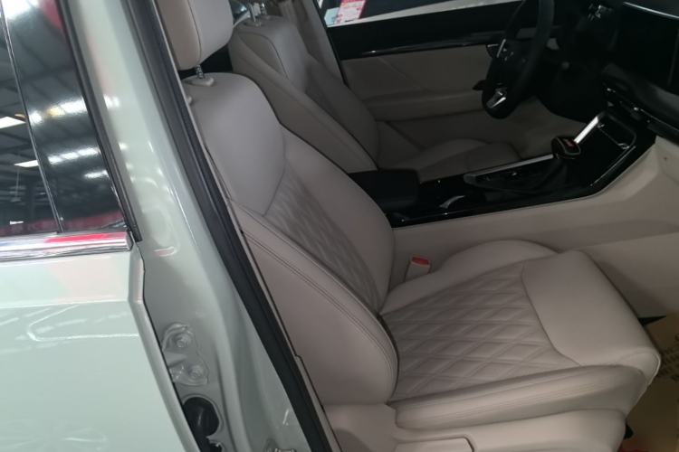 Used Wuling Asta 2021 1.5T CVT Star曜 Edition Right Front Seat