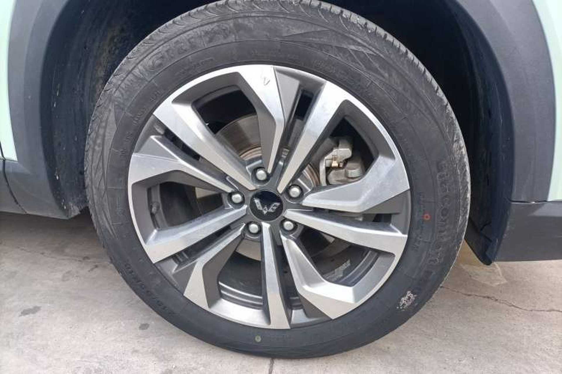 Used Wuling Asta 2021 1.5T CVT Star曜 Edition Right Front Wheel Hub
