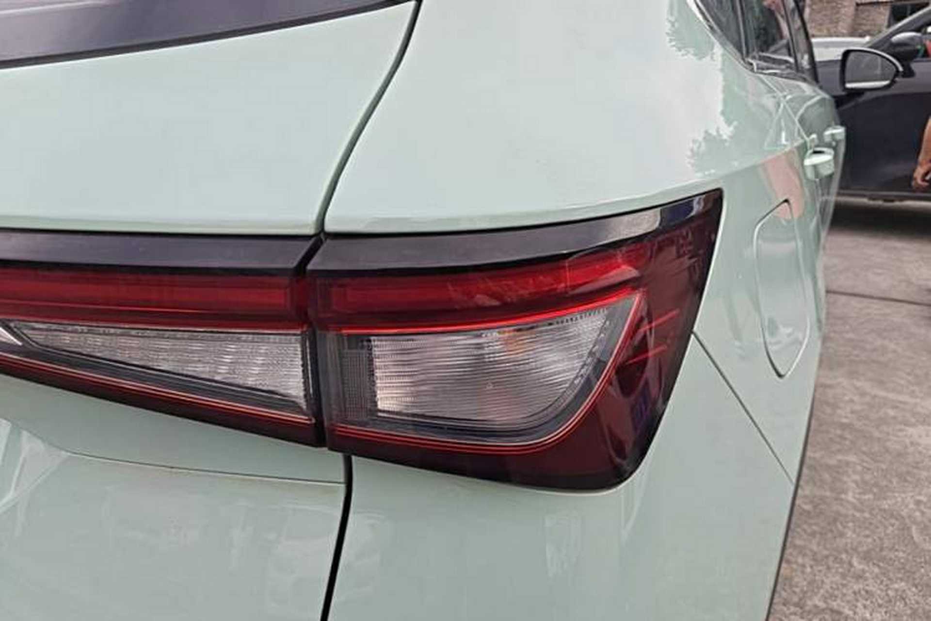 Used Wuling Asta 2021 1.5T CVT Star曜 Edition Right Rear Taillight