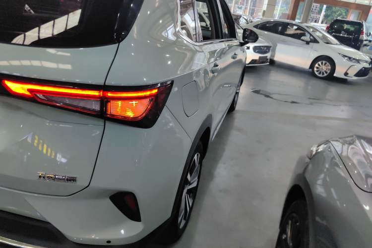 Used Wuling Asta 2021 1.5T CVT Star曜 Edition Right Rear Taillight