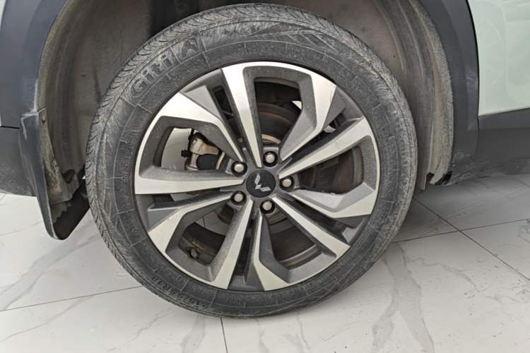 Used Wuling Asta 2021 1.5T CVT Starlight Edition Right Rear Wheel Hub