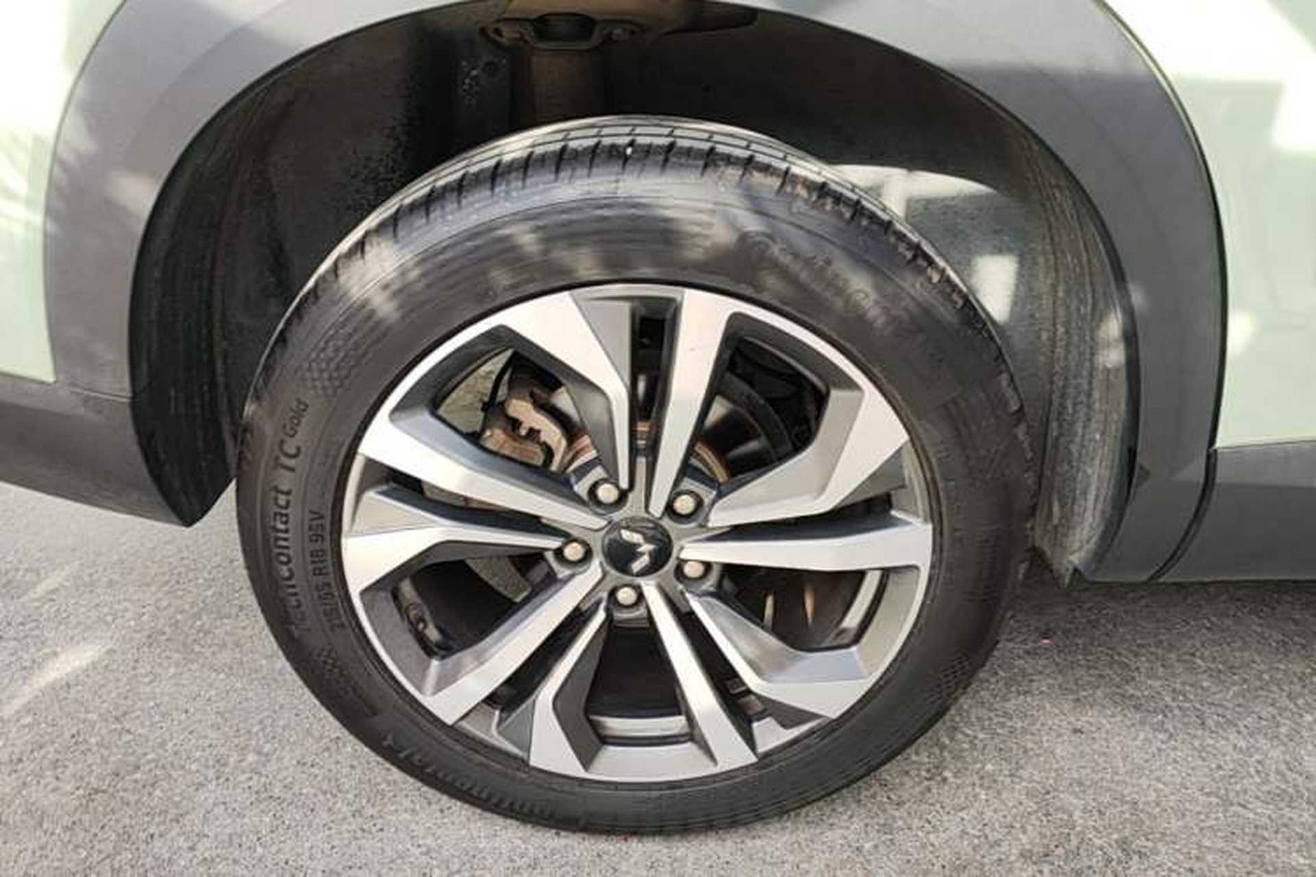 Used Wuling Asta 2021 1.5T CVT Starlight Edition Right Rear Wheel Hub