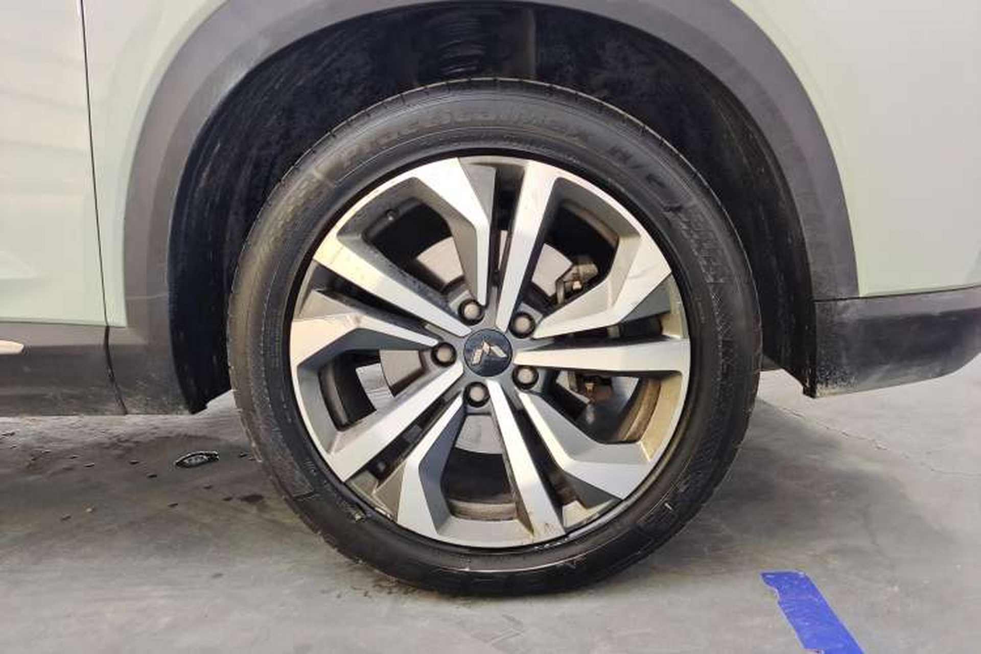 Used Wuling Asta 2021 1.5T CVT Starlight Edition Right Rear Wheel Hub