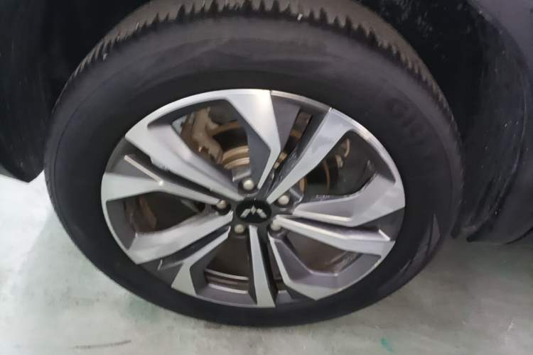 Used Wuling Asta 2021 1.5T CVT Star曜 Edition Right Rear Wheel Hub