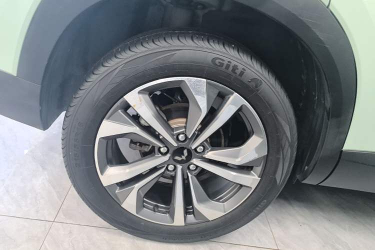 Used Wuling Asta 2021 1.5T CVT Star曜 Edition Right Rear Wheel Hub
