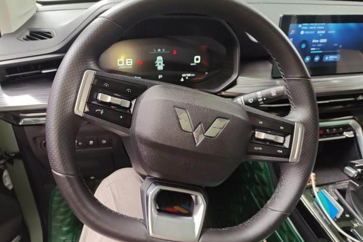Used Wuling Asta 2021 1.5T CVT Star曜 Edition Steering Wheel