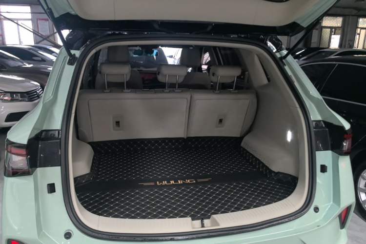 Used Wuling Asta 2021 1.5T CVT Star曜 Edition Trunk