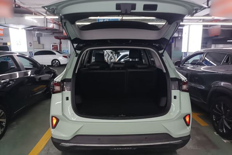 Used Wuling Asta 2021 1.5T CVT Star曜 Edition Trunk