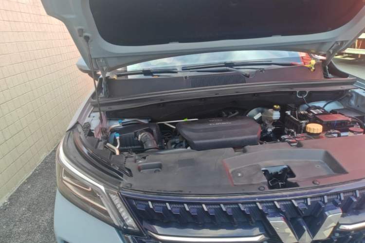 Used Wuling Asta 2021 1.5T CVT Star曜 Edition Engine Bay Right