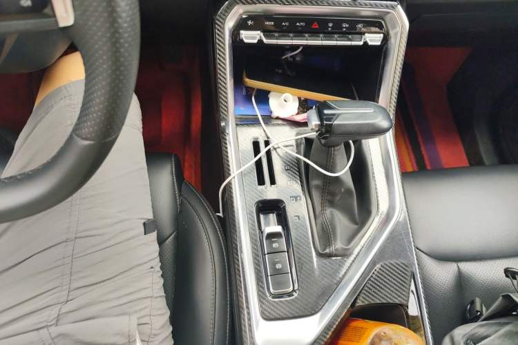Used Wuling Asta 2021 1.5T CVT Star曜 Edition Gear Lever