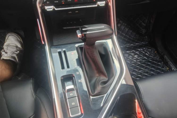 Used Wuling Asta 2021 1.5T CVT Star曜 Edition Gear Lever