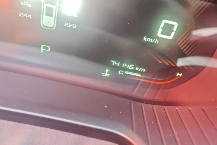 Used Wuling Asta 2021 1.5T CVT Star曜 Edition Odometer Close Up
