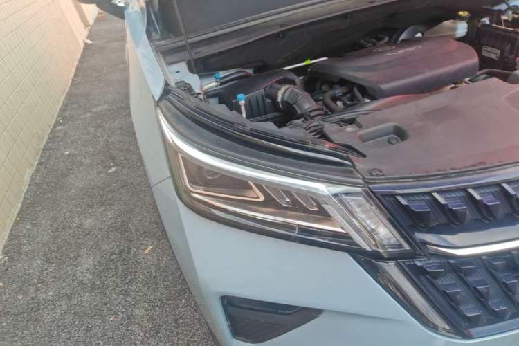 Used Wuling Asta 2021 1.5T CVT Star曜 Edition Right Front Headlight