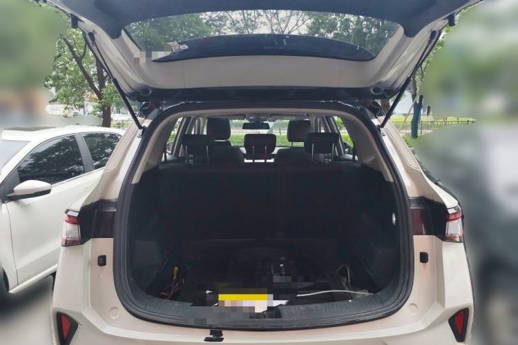 Used Wuling Asta 2021 1.5T CVT Star曜 Edition Trunk
