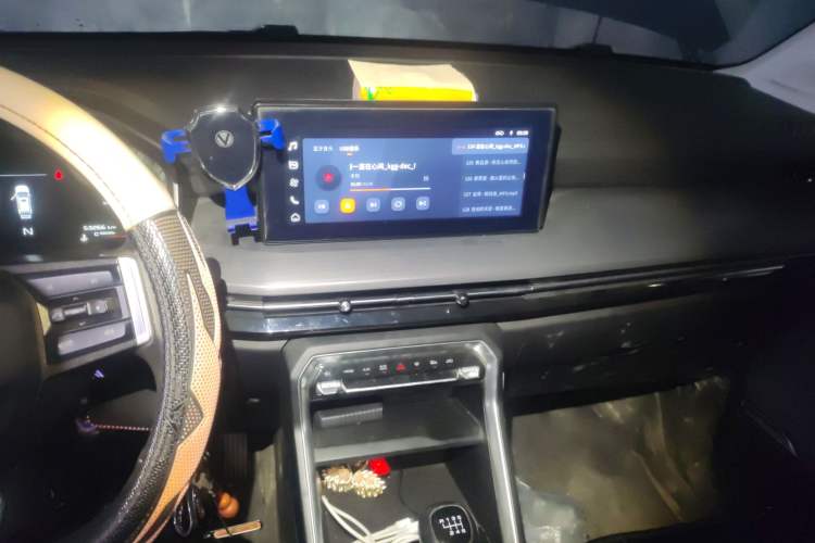 Used Wuling Asta 2021 1.5T Manual Starlight Edition Audio And AC Panel