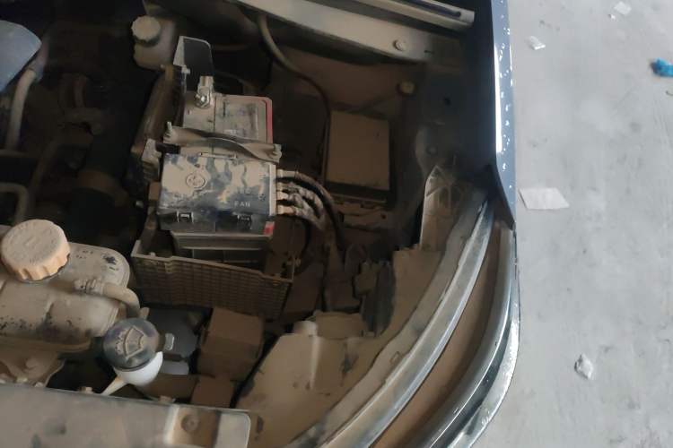 Used Wuling Asta 2021 1.5T Manual Starlight Edition Engine Bay Left