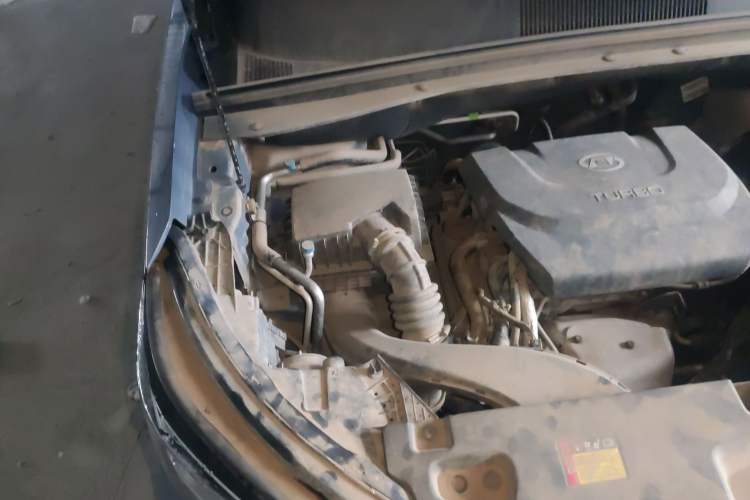 Used Wuling Asta 2021 1.5T Manual Starlight Edition Engine Bay Right