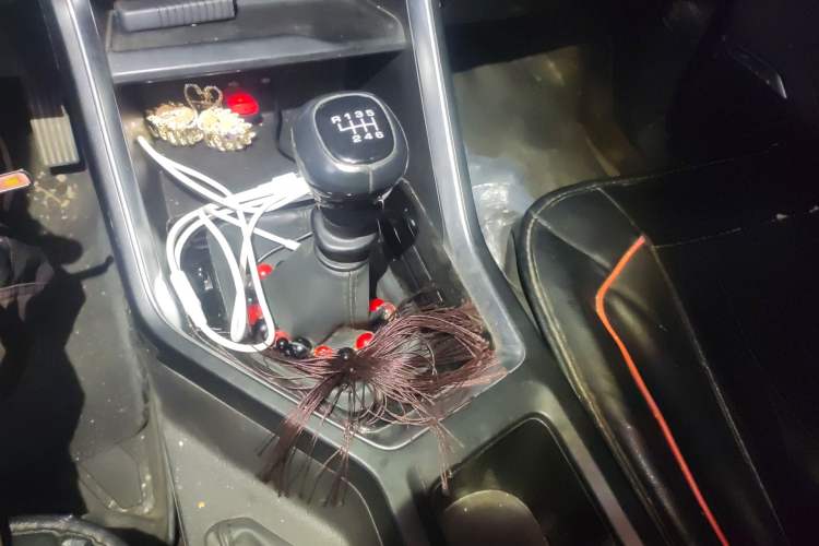 Used Wuling Asta 2021 1.5T Manual Starlight Edition Gear Lever