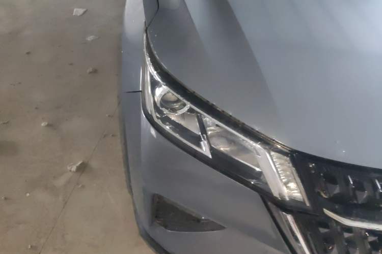 Used Wuling Asta 2021 1.5T Manual Starlight Edition Right Front Headlight