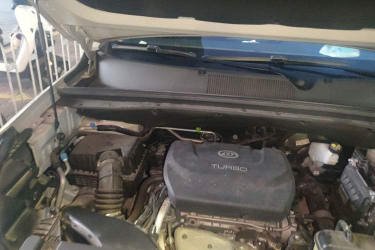Used Wuling Asta 2021 1.5T CVT Starlight Edition Engine Bay Right