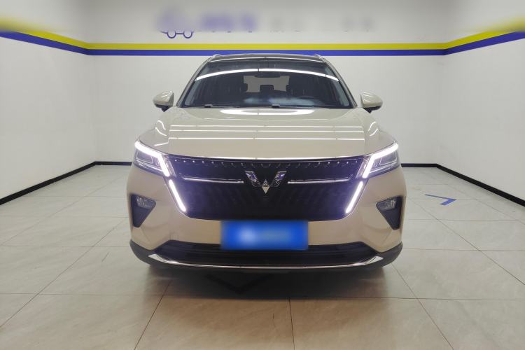 Used Wuling Asta 2021 1.5T CVT Starlight Edition Front