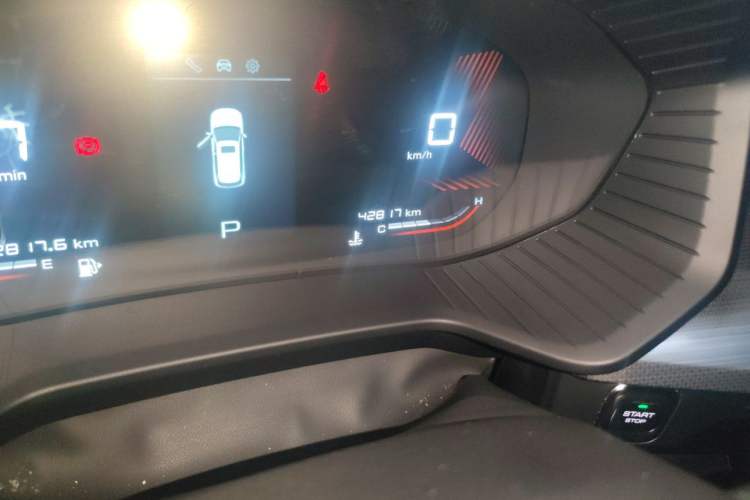 Used Wuling Asta 2021 1.5T CVT Starlight Edition Odometer Close Up