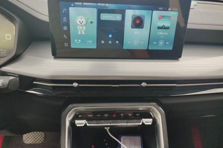 Used Wuling Asta 2021 1.5T CVT Starlight Edition Audio And AC Panel