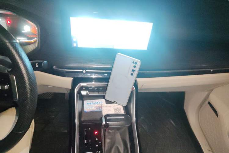Used Wuling Asta 2021 1.5T CVT Star-Yao Edition Audio And AC Panel
