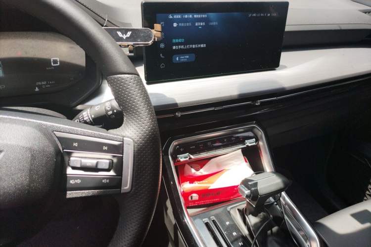 Used Wuling Asta 2021 1.5T CVT Starlight Edition Audio And AC Panel