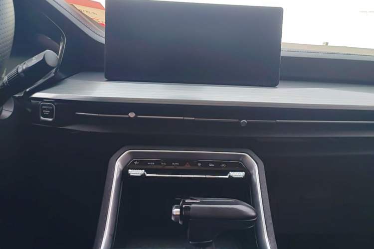 Used Wuling Asta 2021 1.5T CVT Star曜 Edition Audio And AC Panel