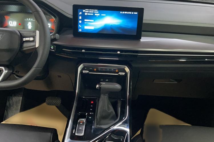 Used Wuling Asta 2021 1.5T CVT Starlight Edition Audio And AC Panel