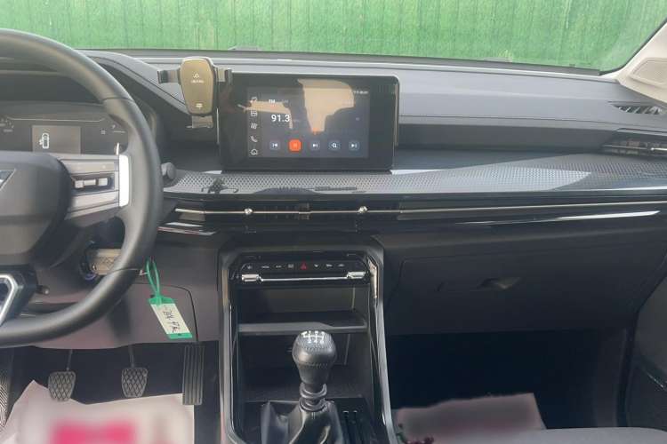 Used Wuling Asta 2021 1.5T Manual Xingyue Edition Audio And AC Panel