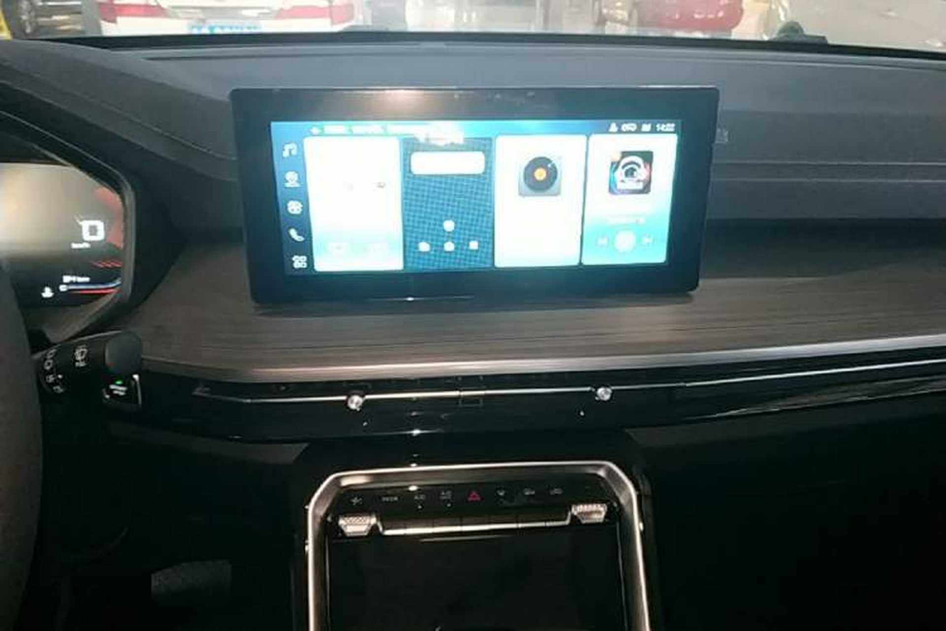 Used Wuling Asta 2021 1.5T CVT Starlight Edition Audio And AC Panel