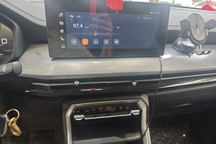 Used Wuling Asta 2021 1.5T Manual Starlight Edition Audio And AC Panel