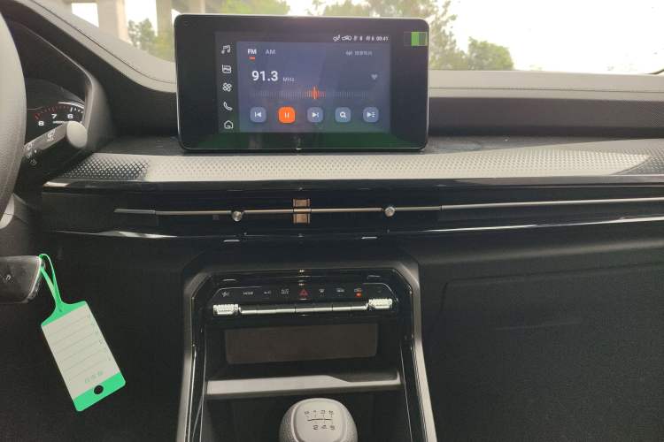 Used Wuling Asta 2021 1.5T Manual Xingyue Edition Audio And AC Panel